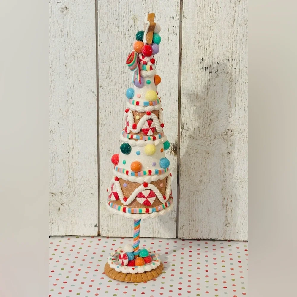Cupcakes and Cashmere Gingerbread Candy Land Frosted Holiday‎ Christmas Tree NEW